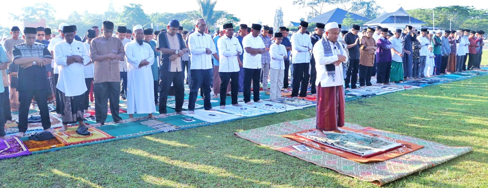 Pemkab Simalungun Gelar Shalat Idul Fitri di Halaman Kantor Bupati