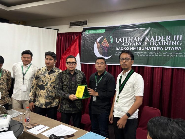 Oligarki dalam Demokrasi: Tantangan Nyata bagi Masa Depan Indonesia