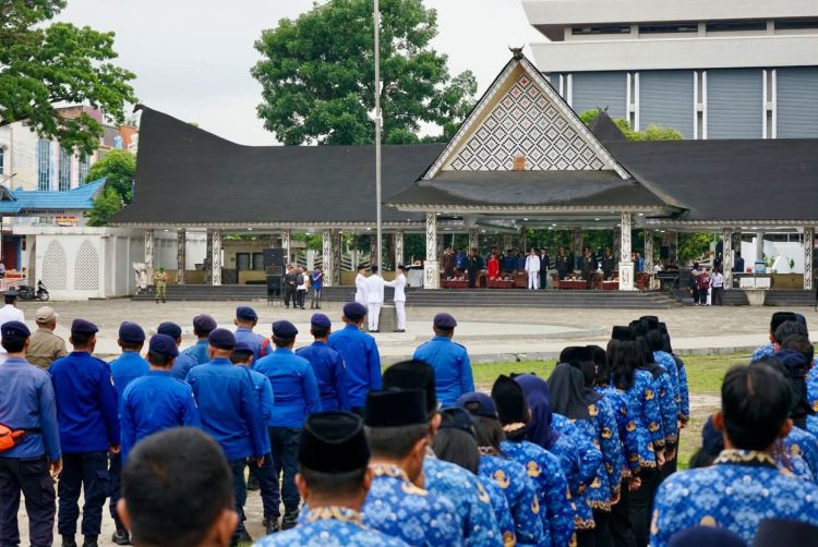 Wali Kota Wesly Pimpin Upacara Peringatan Harkitnas ke-118 di Lapangan Adam Malik