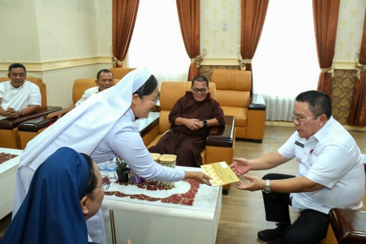 Yayasan RS Harapan Berharap Wali Kota Wesly Hadiri Pemberkatan Gedung Baru