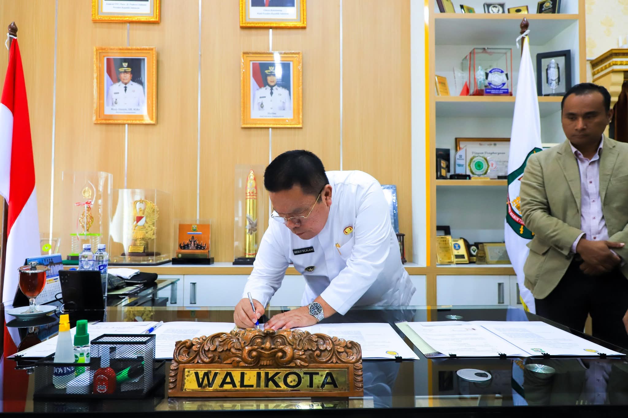 Wali Kota Wesly Tandatangani MoU Tri Dharma Perguruan Tinggi dengan Universitas Advent Surya Nusantara Pematangsiantar