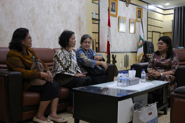 Ketua TP PKK Ny Liswati Dukung Program PWKI Kota Pematangsiantar