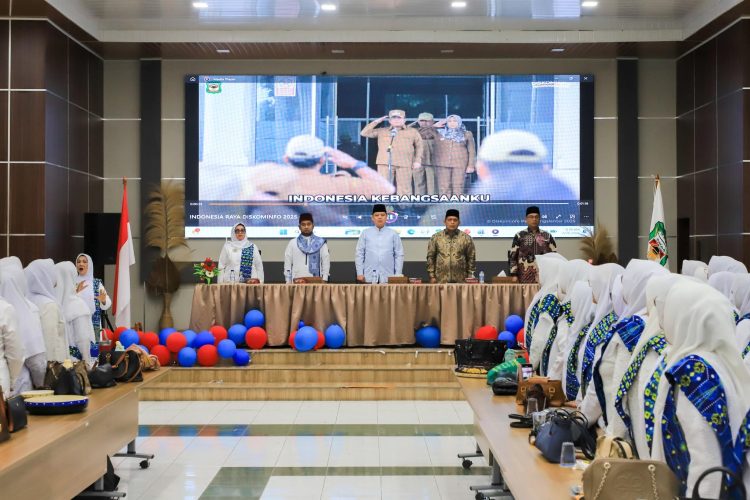 Wali Kota Wesly Diwakili Staf Ahli Hamdani Buka Forum Komunikasi Peningkatan Kualitas SDM BKMT