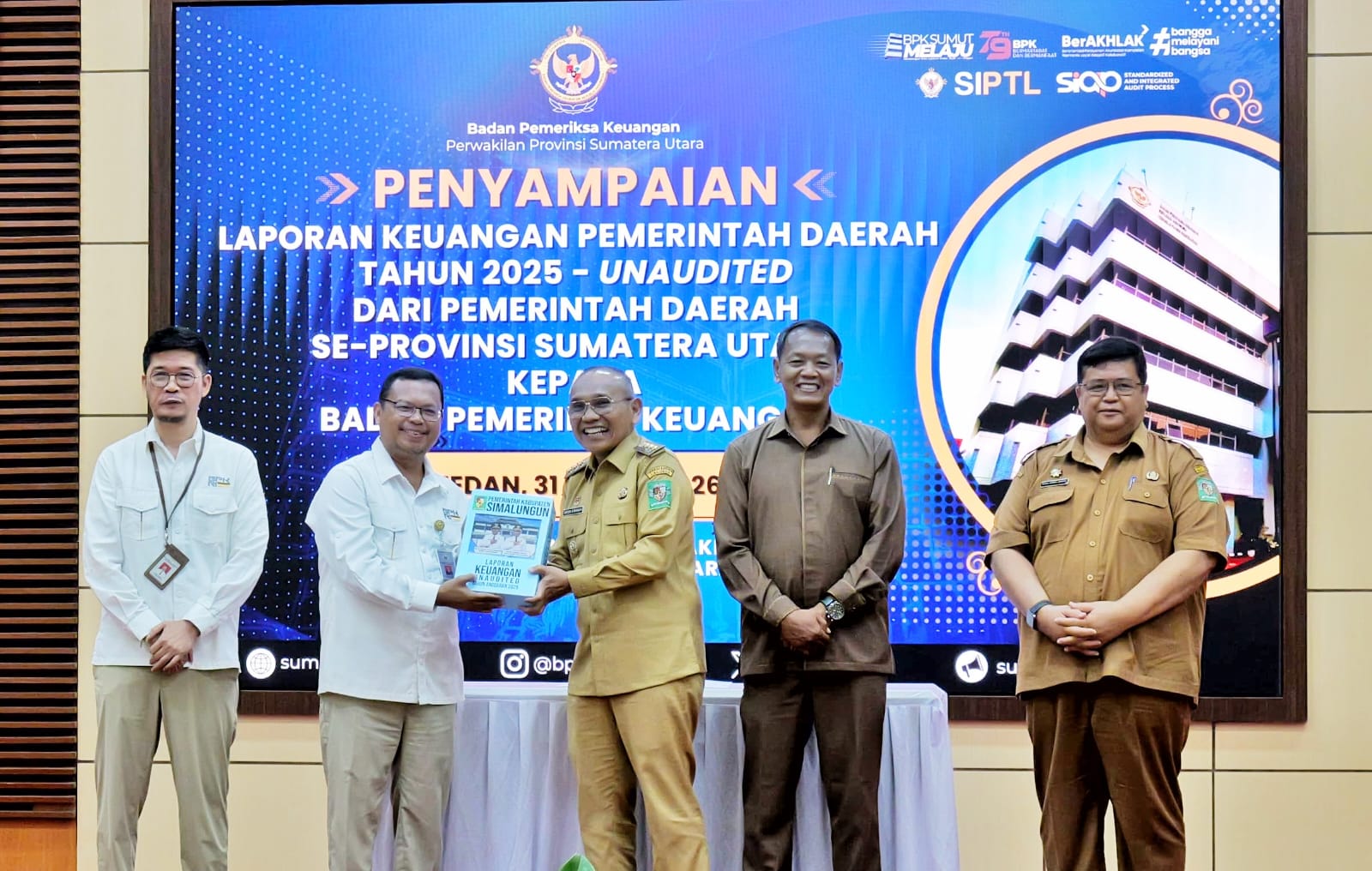 Bupati Simalungun Sampaikan LKPD 2025 Unaudited ke BPK Sumut, Perkuat Komitmen Transparansi & Akuntabilitas