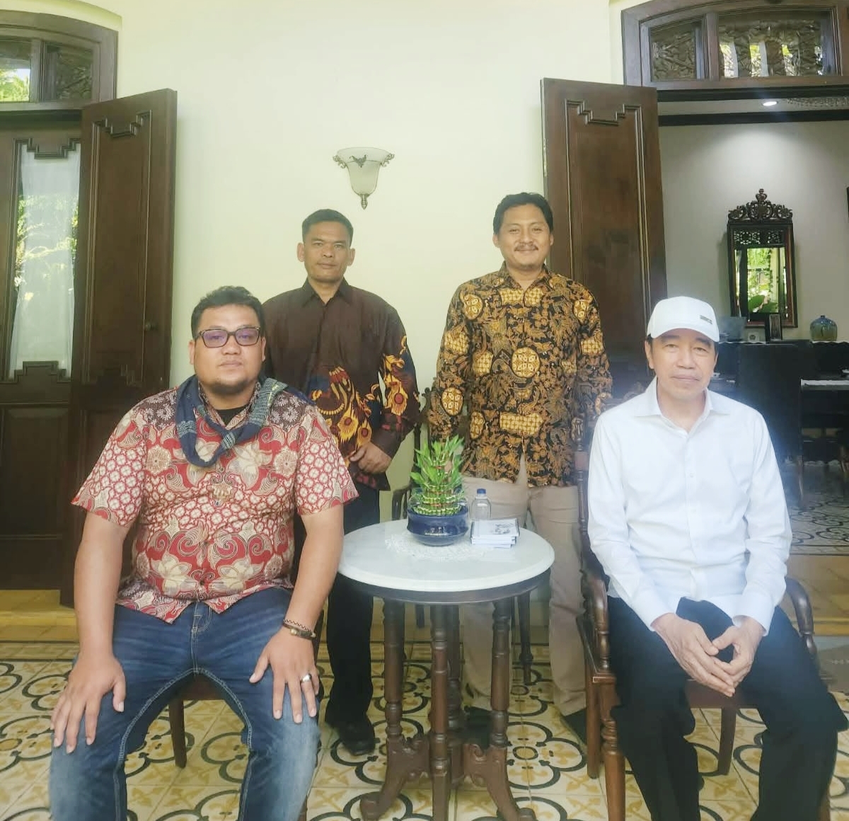 Tokoh Muda Sumut Lamhot Rotuah Saragih Bertemu Jokowi di Solo, Bahas Kemandirian Pangan