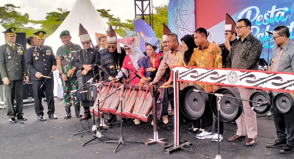Pesta Rakyat Hari Jadi ke-193 Simalungun: Refleksi Sejarah dan Penguatan Komitmen Pembangunan