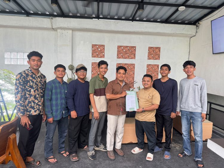 Sah SK pengurus PD IPA Tebing Tinggi 2026-2028 di serahkan langsung oleh ketua PW IPA Sumut