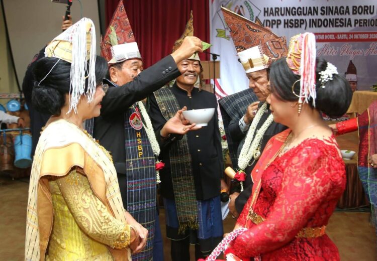 Patampei Sihilap dan Marsombuh Sihol DPP HSBP: Sinaga Itu Satu