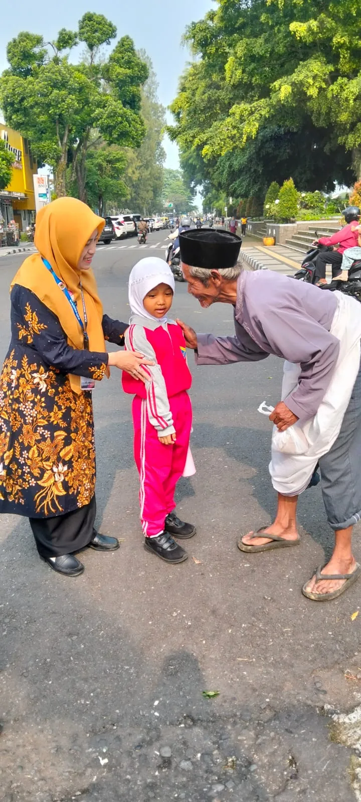 JUMBERA ( Jumat berbagi Aksi )