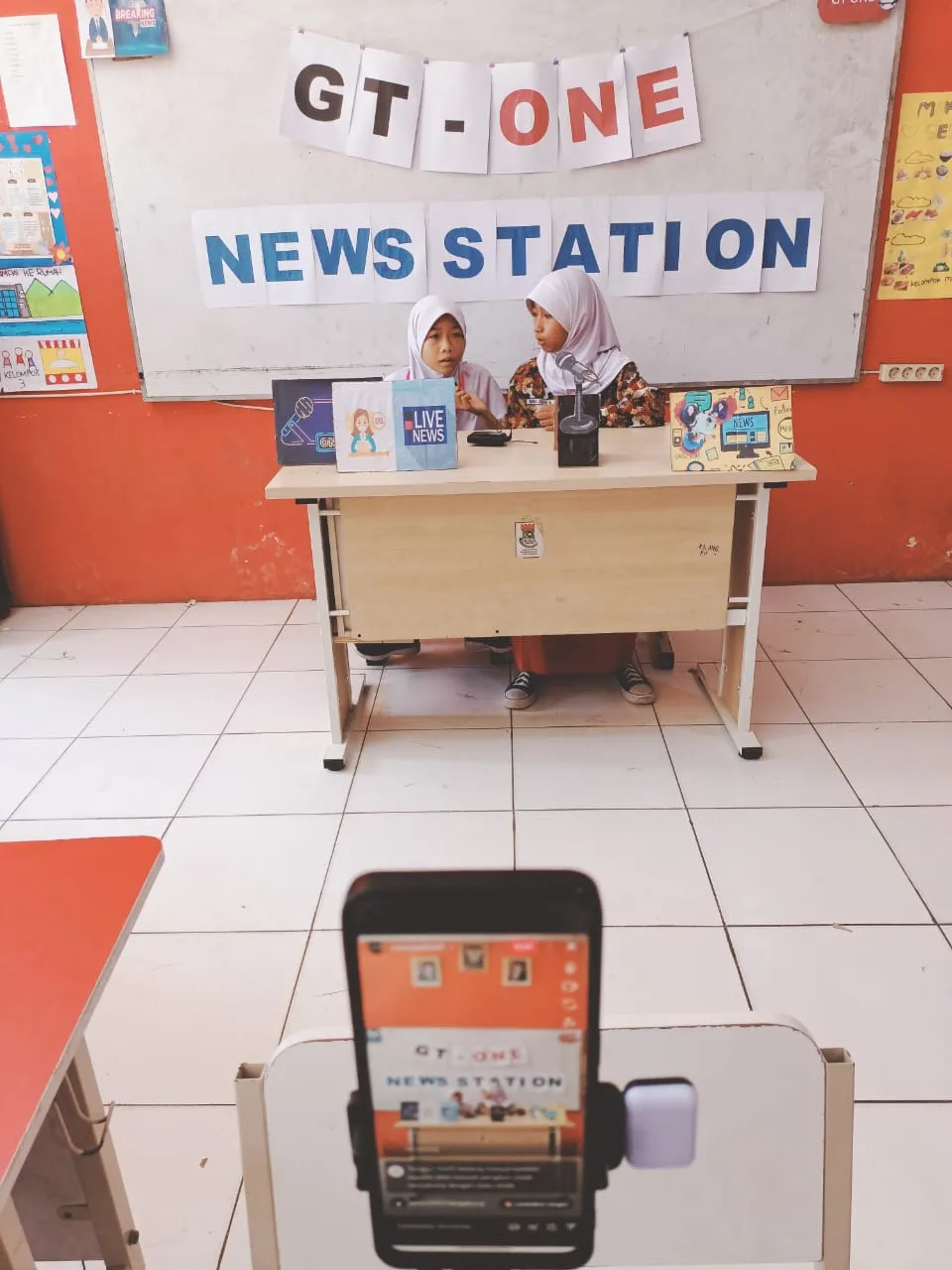 Pembaca Berita