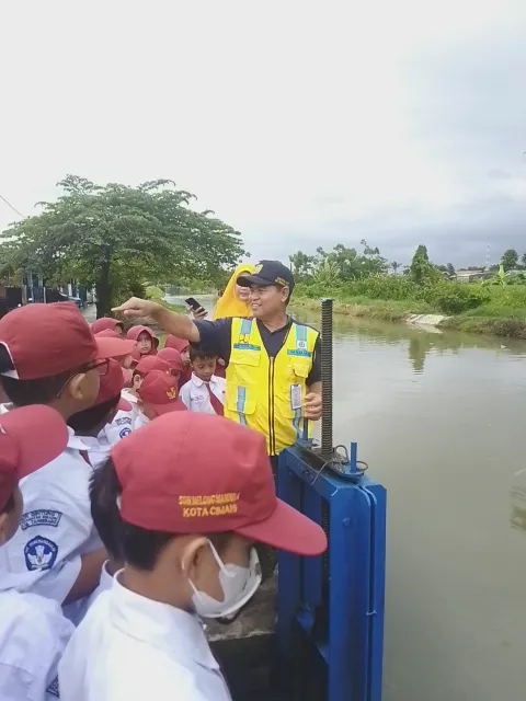 wawancara dengan petugas irigasi