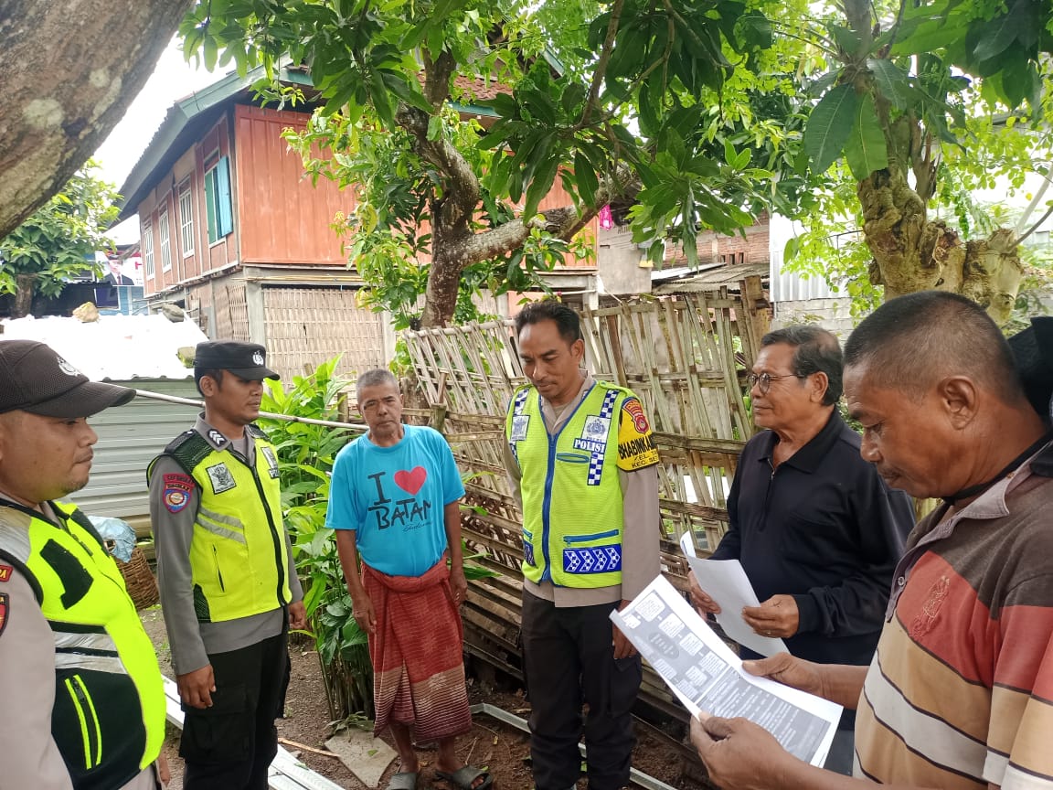 anggota-polsek-seteluk-polres-sumbawa-barat-lakukan-sosialisasi-tppo