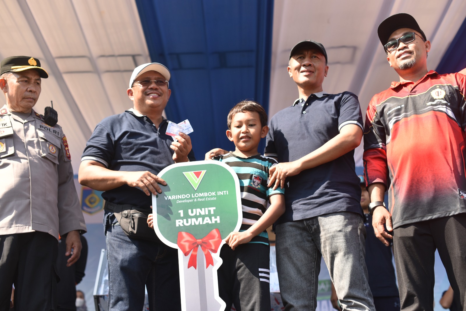 event-jalan-sehat-hut-ptam-giri-menang-ke-43-sukses-bocah-sd-raih-hadiah-utama-satu-unit-rumah