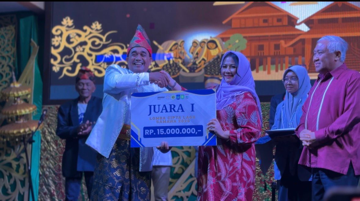 jejak-prestasi-oby-pamungkas-juara-i-lomba-cipta-lagu-sumbawa-yang-diselenggarakan-pmi-dea-malela