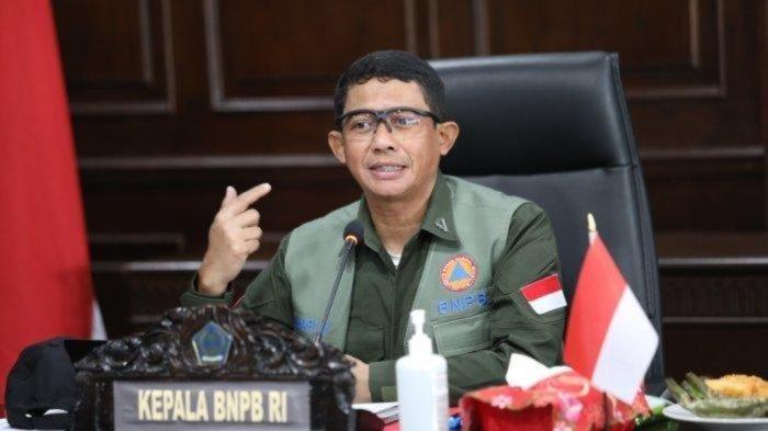 kepala-bnpb-letjen-tni-suharyanto-ungkap-ada-suami-izin-ke-istri-dinas-luar-kota-tetapi-tewas-di-kebakaran-glodok-plaza