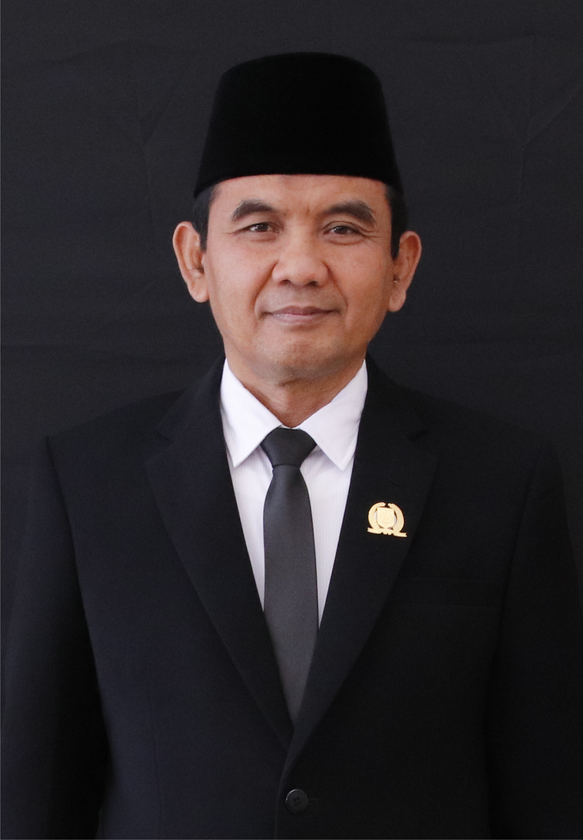 opini-didin-maninggara-2-mahmud-abdullah-berpotensi-menang-jika-cawabupnya-mohamad-ansori