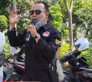 pasokan-air-bersih-di-kawasan-gili-tramena-bermasalah-lsm-garuda-indonesia-desak-pemkab-lombok-utara-segera-tangani