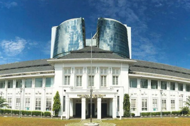 10 Kampus Kedokteran Terbaik di Indonesia 2025, Nomor 1 Gak Perlu Diragukan Lagi!