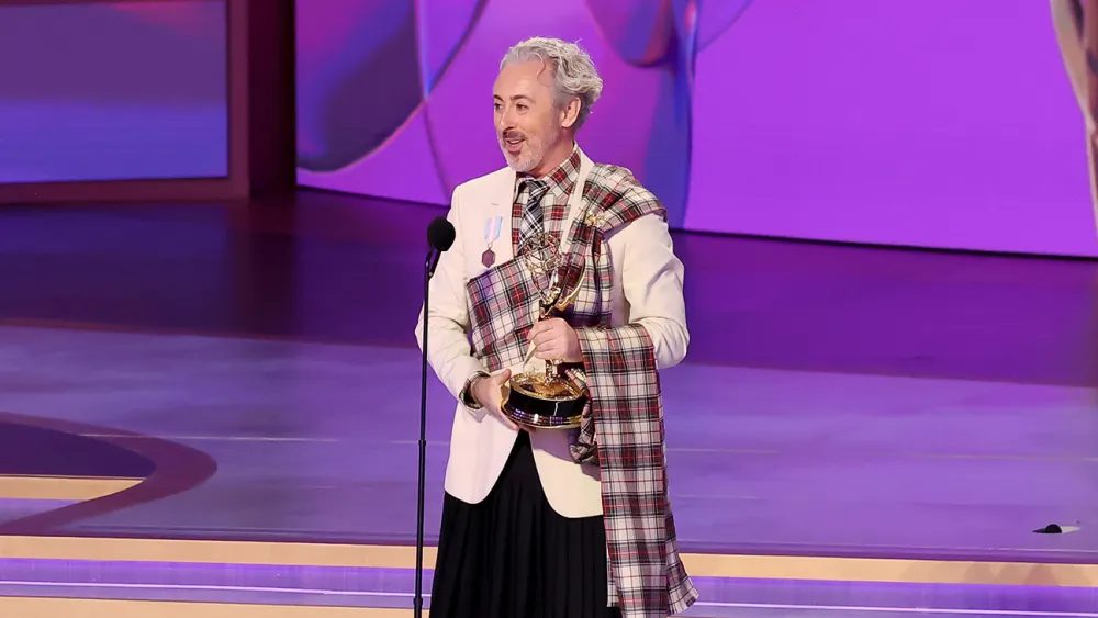 Alan Cumming Ditunjuk sebagai Pembawa Acara BAFTA TV Awards 2025