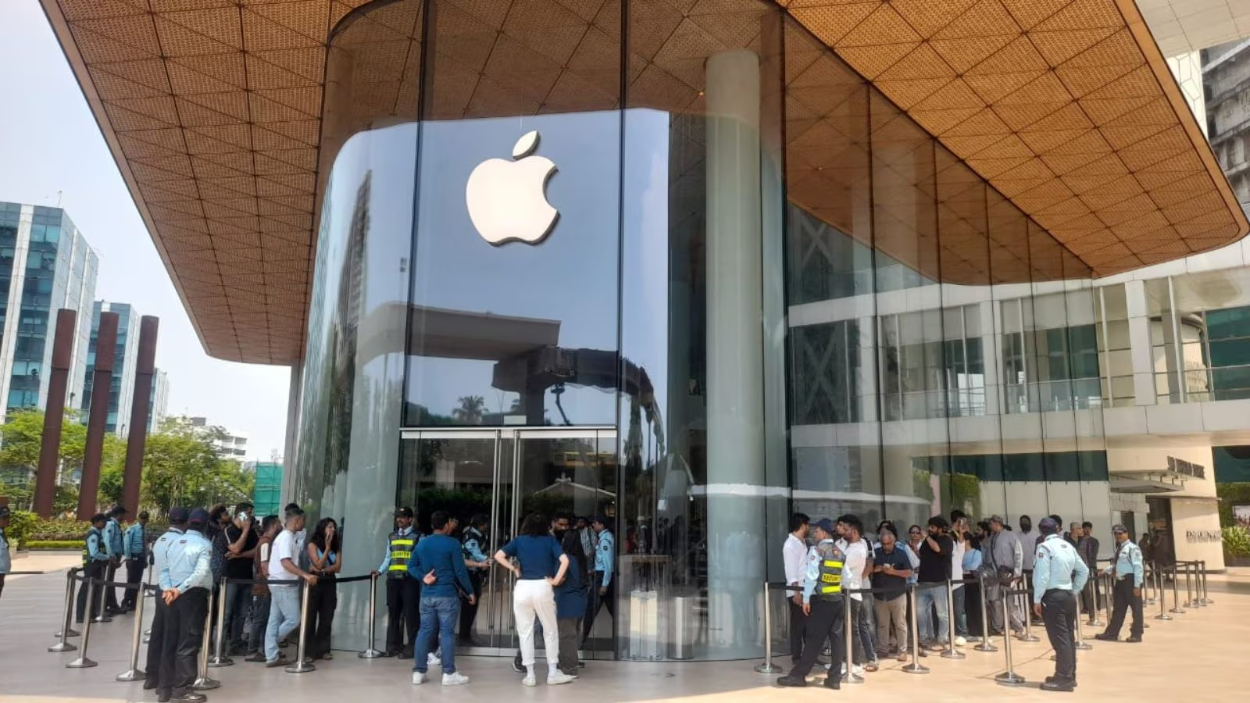 Apple Rencanakan Pindahkan Produksi iPhone AS ke India untuk Kurangi Ketergantungan pada China
