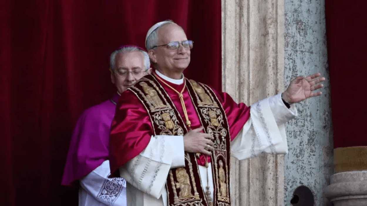 Resmi Terpilih, Ini Profil Paus Leo XIV: Paus Pertama dari AS yang Pernah Hidup di Tengah Umat Miskin