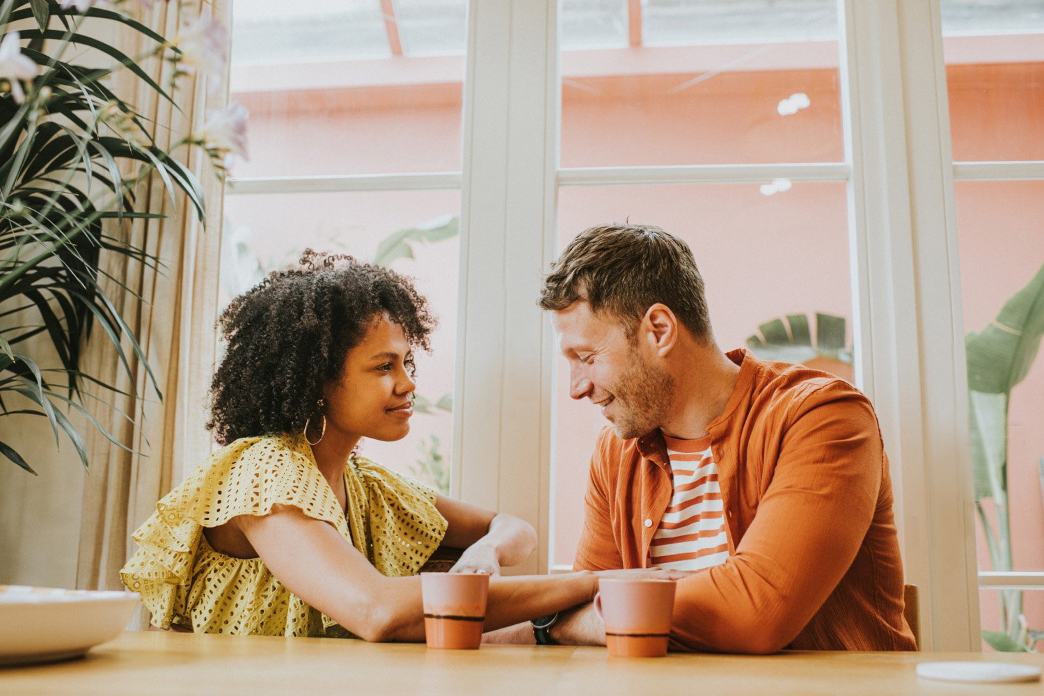 5 Tanda Kamu Lagi di Situationship: Bukan Pacaran, Tapi Juga Bukan Temenan