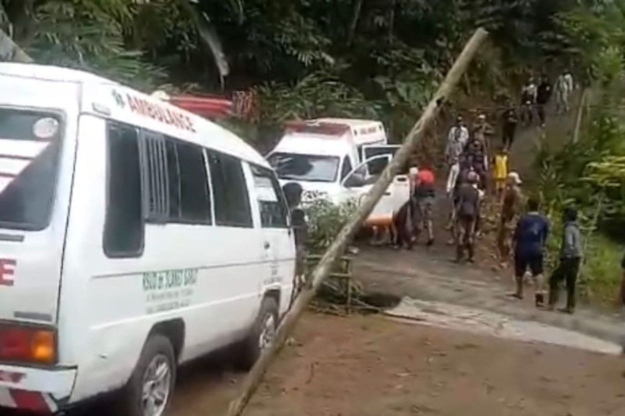 Jenazah Korban Ledakan Amunisi di Garut Masih di RS, Keluarga Masih Menunggu