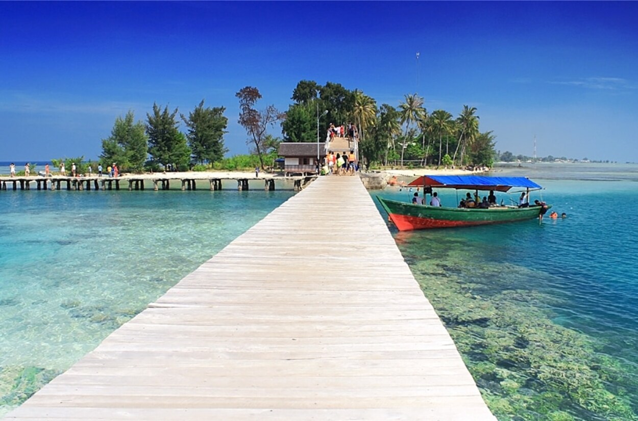 6 Pulau Cantik di utara Jakarta yang Cocok Buat Liburan, Bikin Healing Gak Ribet