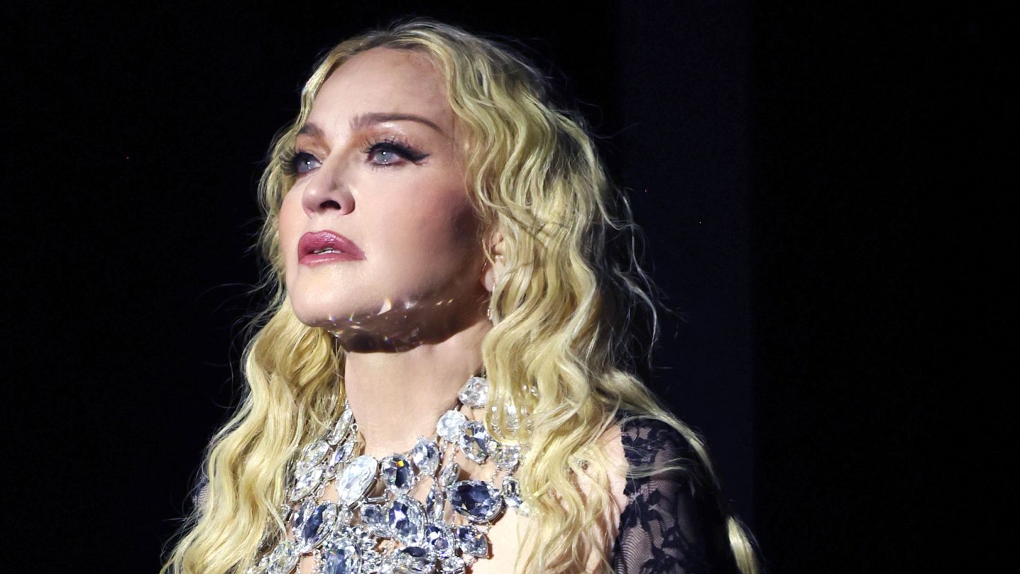 Madonna Siapkan Serial Terbatas Tentang Hidupnya di Netflix, Bekerja Sama dengan Sutradara Shawn Levy