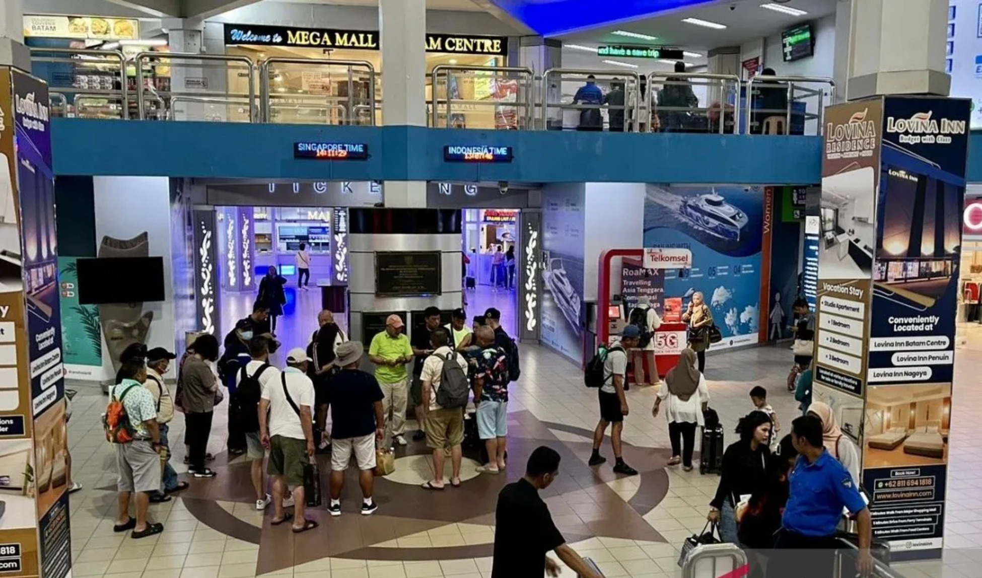 Masih Edisi Libur Waisak, Ribuan WNI Serbu Dataran Batam, Kapal ke Malaysia Penuh Hingga Penumpang Dialihkan