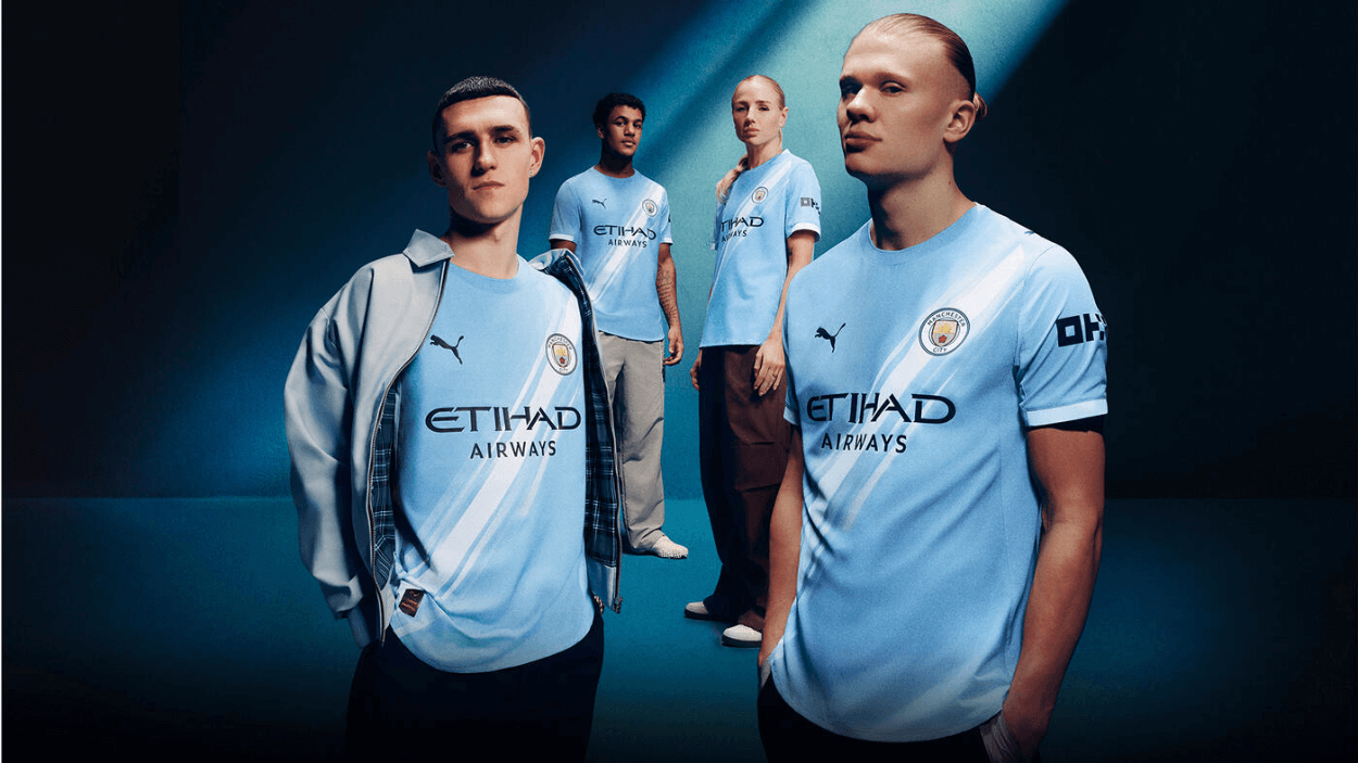 Manchester City Pamerkan Jersey Kandang Anyar Bergaya Retro Modern