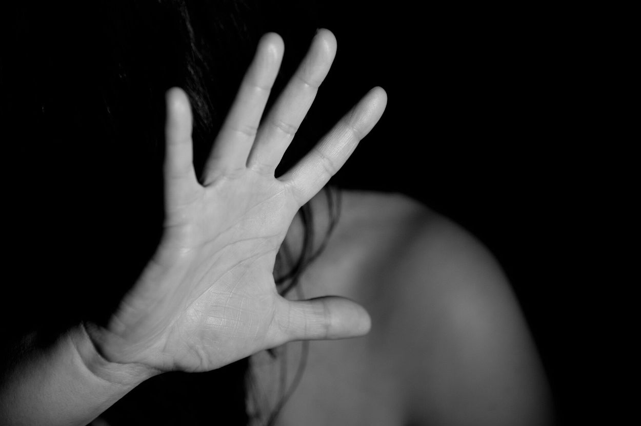 Tahanan Perempuan di Pacitan Ngaku Dirudapaksa Oknum Polisi 3 Hari Berturut-turut, Pelaku Udah Dipecat