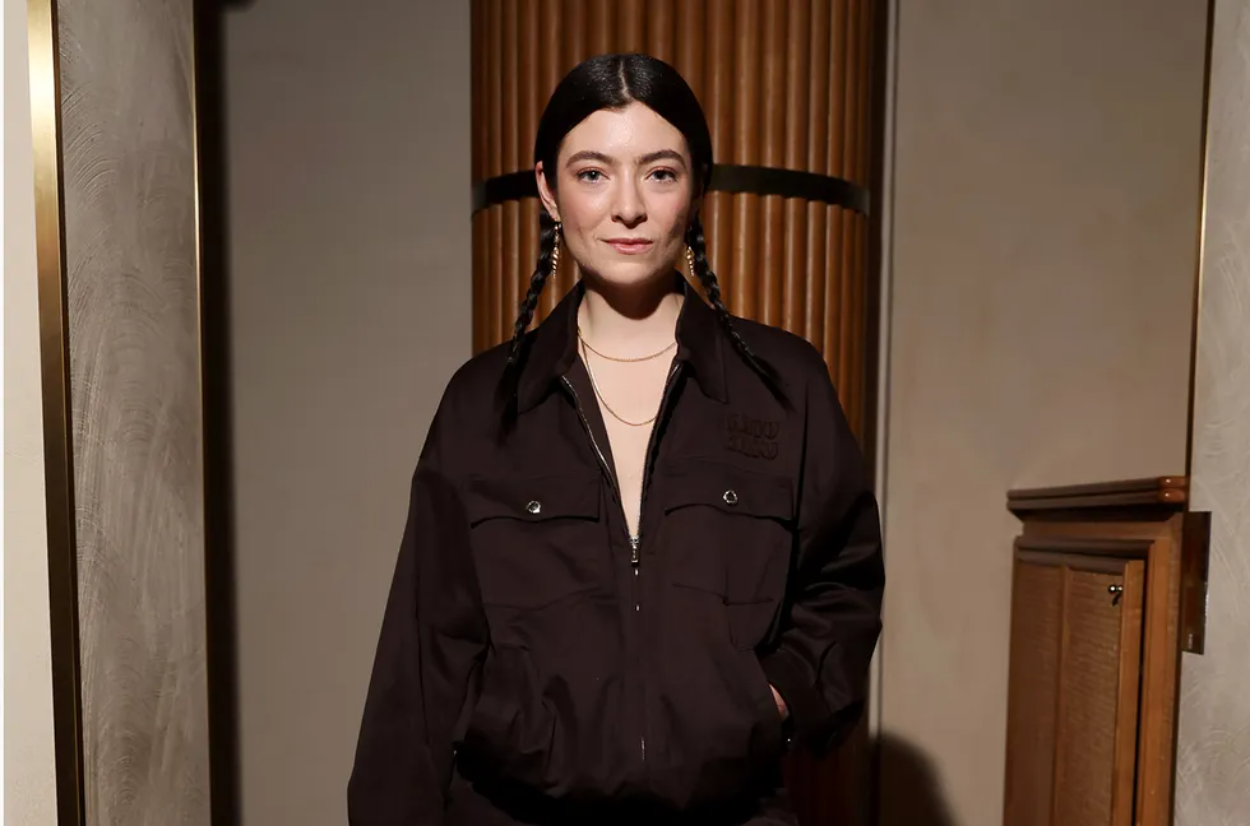 Lorde Tuai Kecaman Gara-Gara Komentar Soal Video Syur Pamela Anderson dan Tommy Lee