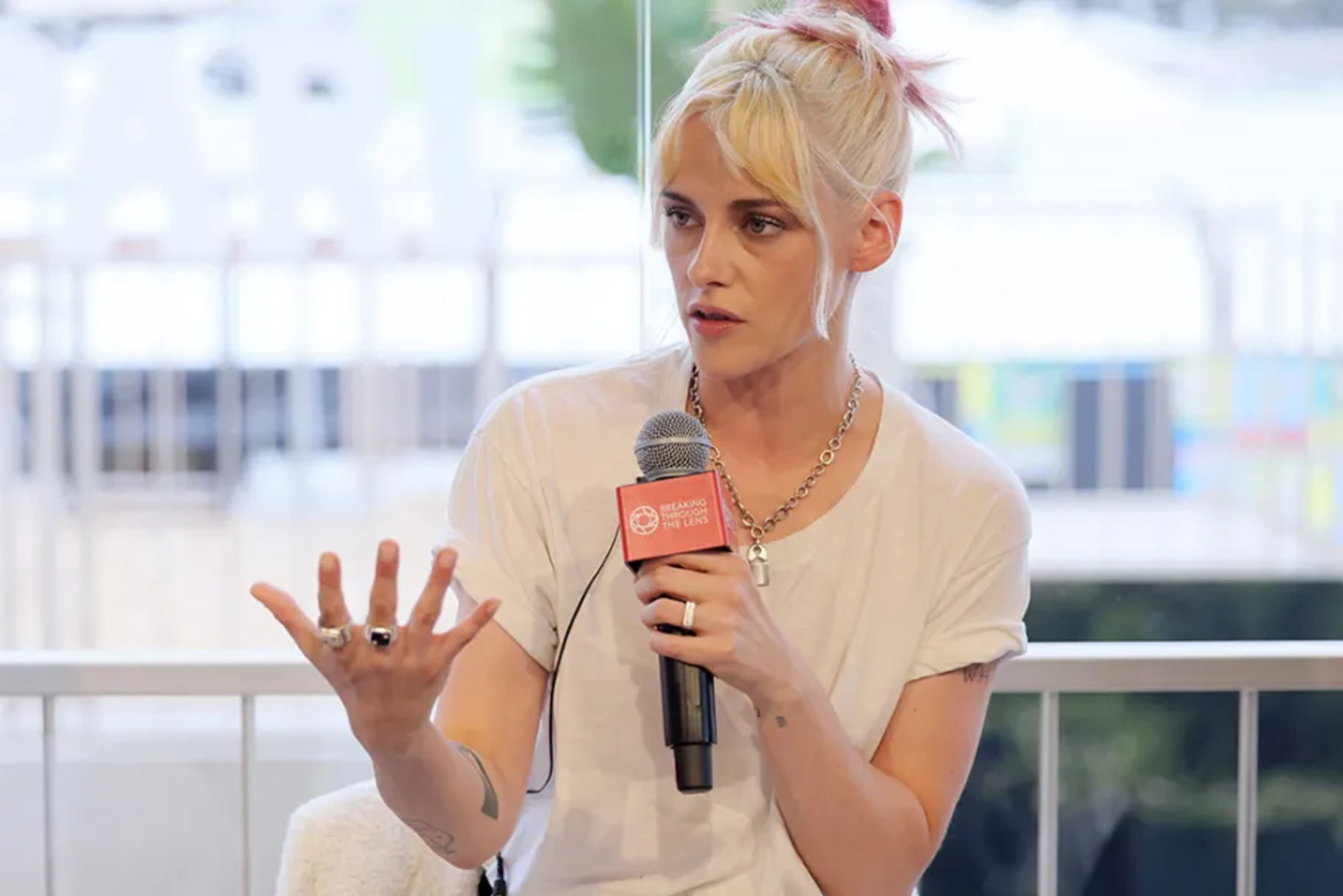 Kristen Stewart di Cannes: 'Siapa Saja Bisa Menyutradarai, Asal Punya Sesuatu untuk Dikatakan'