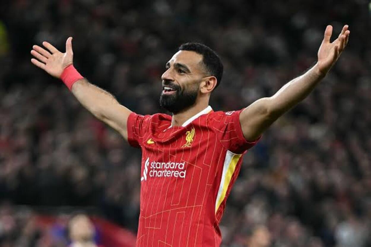 Mohamed Salah Bela Trent Alexander Arnold dari Hujatan Fans Liverpool, Kritikannya Terlalu Keras