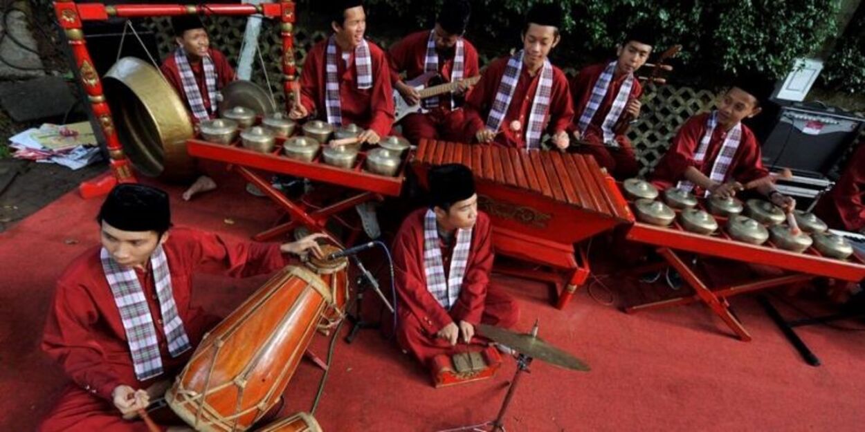Dari Tionghoa ke Betawi, Intip Sejarah Munculnya Gambang Kromong