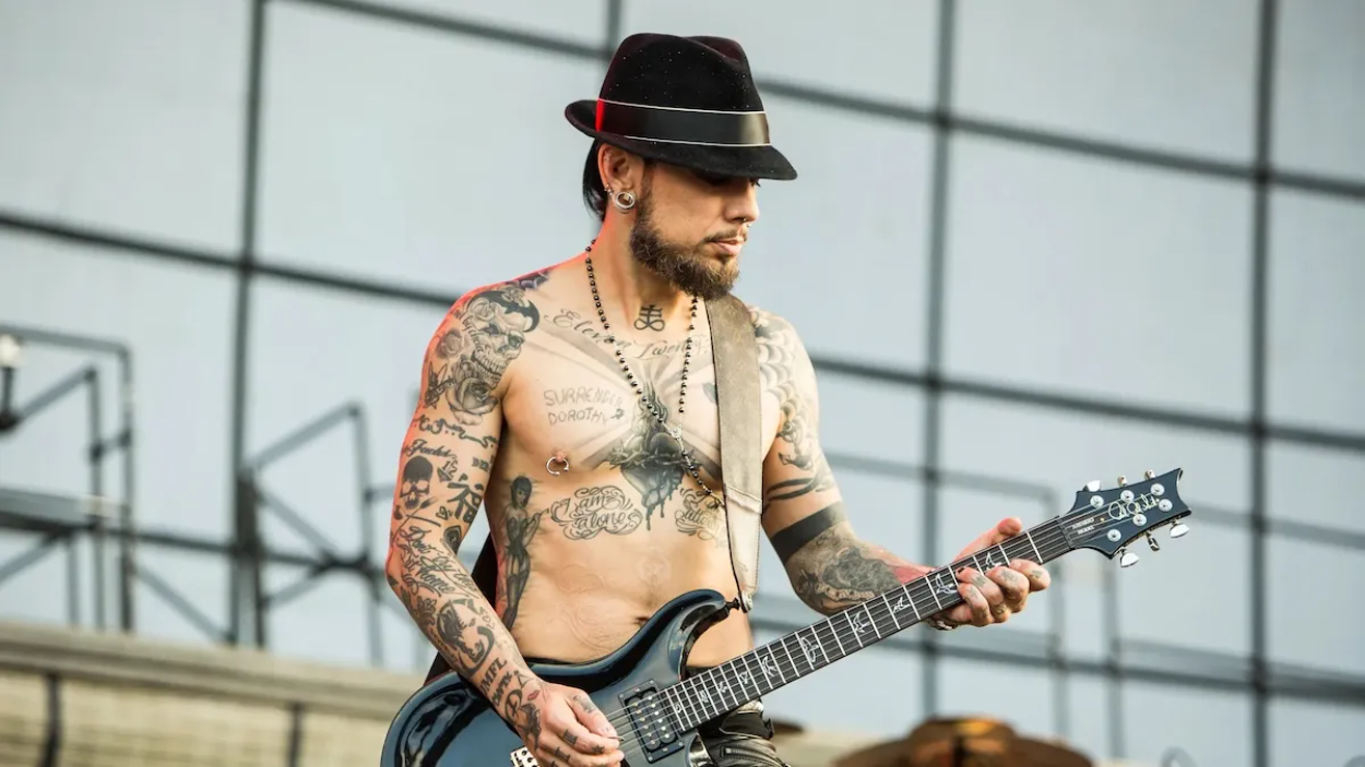 Gitaris Ikonik Dave Navarro Pastikan Tidak Akan Ada Reuni Jane’s Addiction Lagi