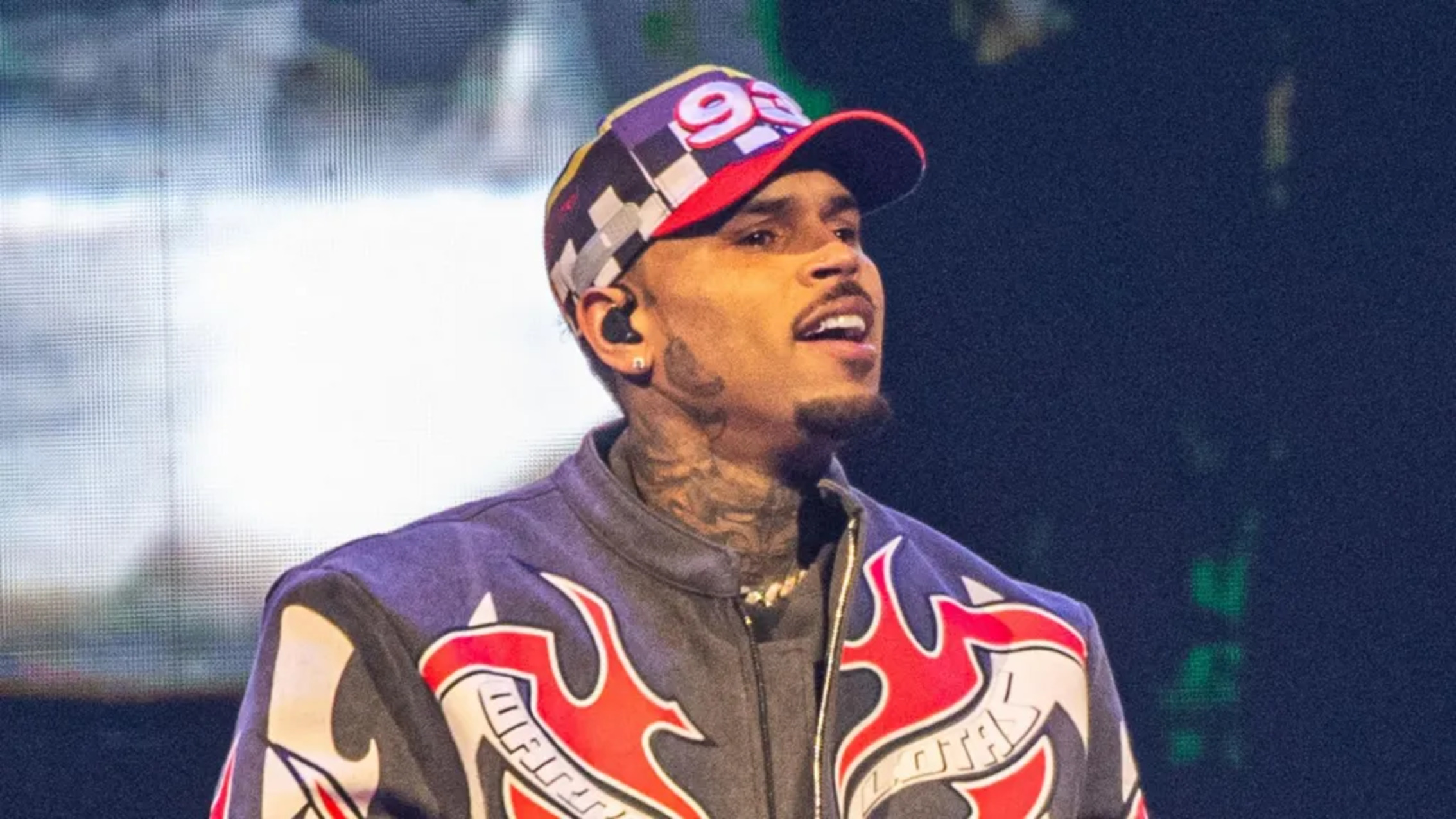 Chris Brown Bebas Bersyarat Usai Didakwa Serangan Brutal di Klub Malam London, Tetap Jalani Tur Dunia