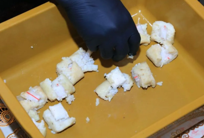 Geger! Lapas Banyuwangi Temukan Sabu di Dalam Lontong, Petugas Sampai Curiga Gerak-Gerik Pengunjung
