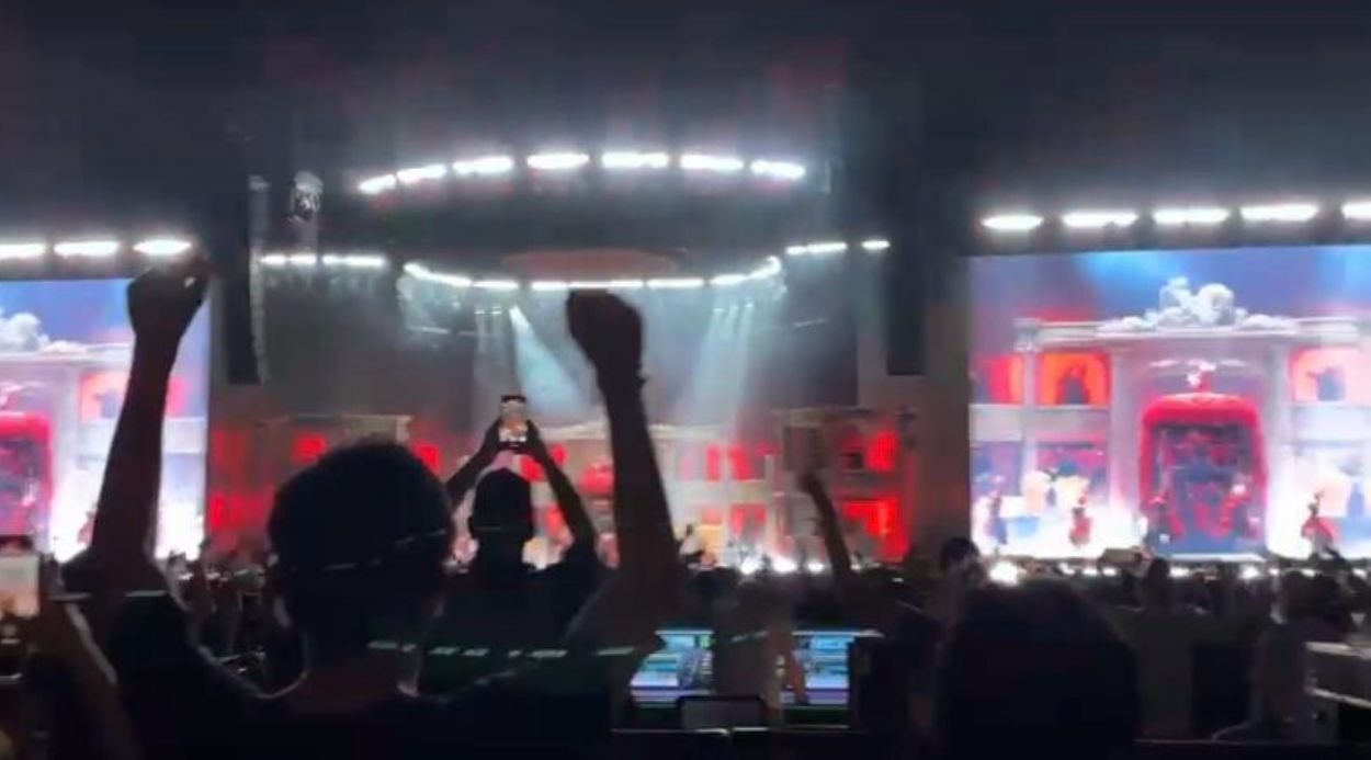 Konser Lady Gaga di Singapura: Bukan Cuma Show, Tapi Teater Megah