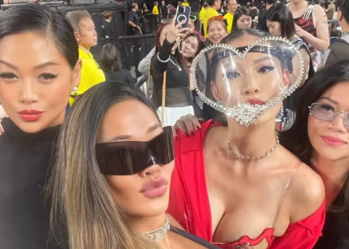 Patricia Gouw Curi Spotlight di Konser Lady Gaga! Pakai Face Shield yang Pernah Dipakai Gaga Sendiri
