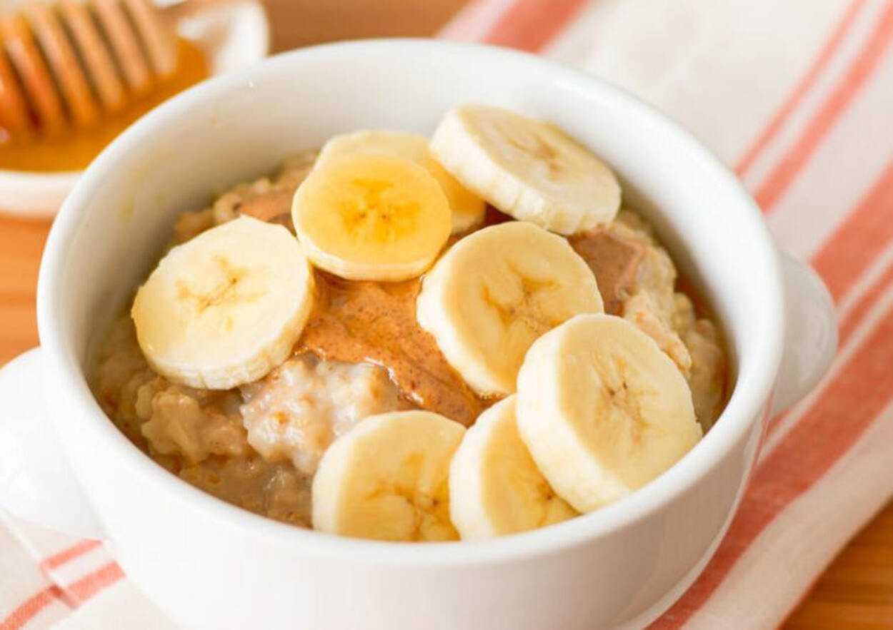 Resep Sarapan Simpel Oatmeal dan Pisang, Kombinasi yang Pas Buat Isi Energi Pagi