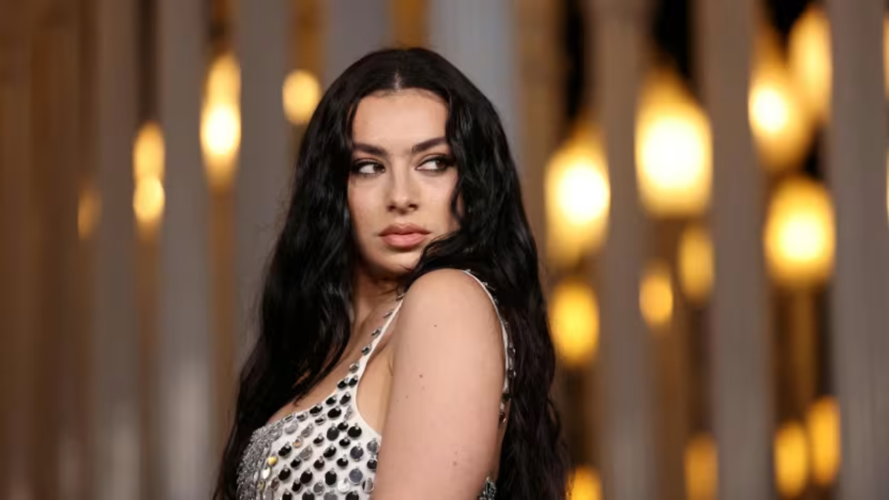 Charli XCX Siap Jika Album Barunya Gagal: "Saya Tidak Masalah Kalau Flop"