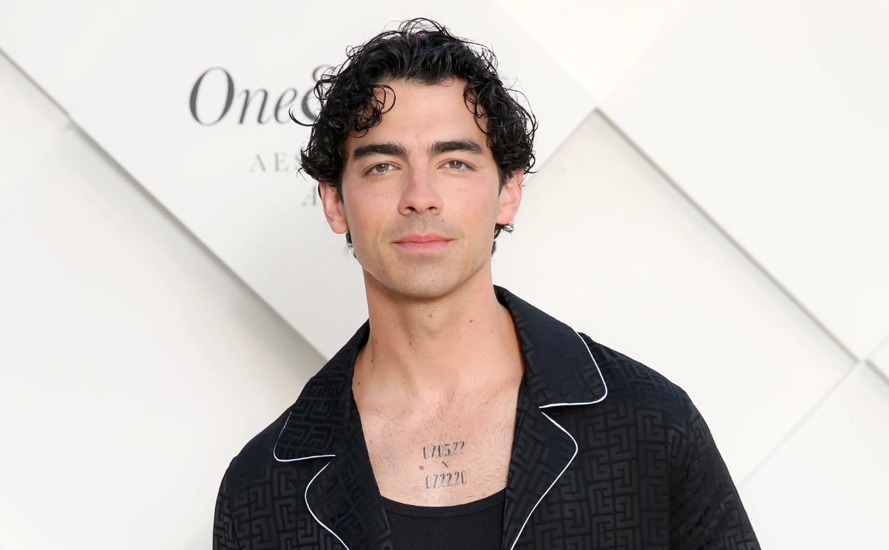Joe Jonas Akui Pacaran Setelah Cerai Bikin Gentar: "Lagu 'Only Love' Jadi Pelampiasan"