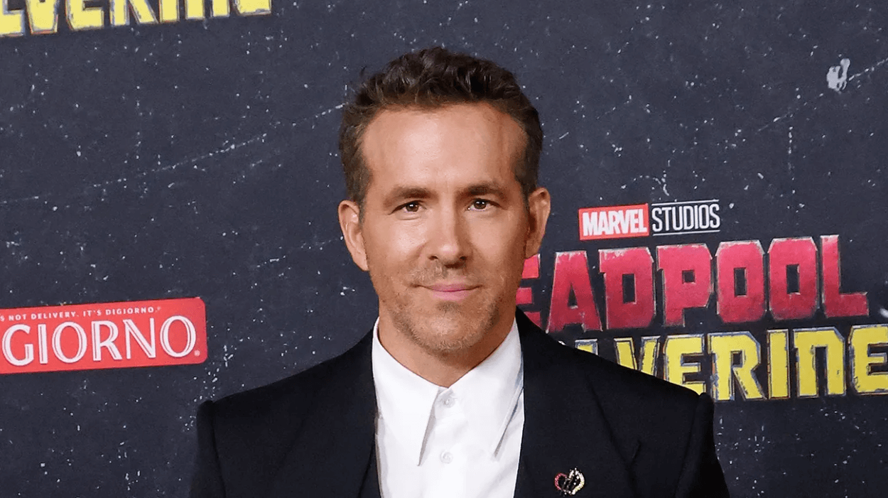 Ryan Reynolds Mau Disney Bikin Versi ‘Star Wars’ Dewasa