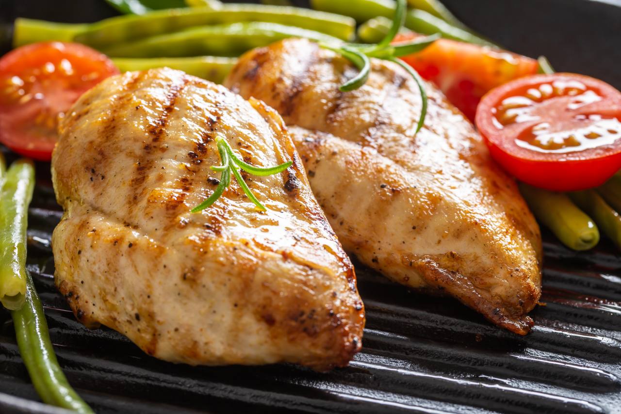 6 Alasan Dada Ayam Jadi Makanan Favorit Saat Diet