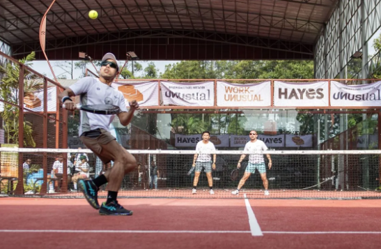 Olahraga Padel Vs Tenis: Sama-sama Pakai Raket, Tapi Beda! Ini Penjelasannya!