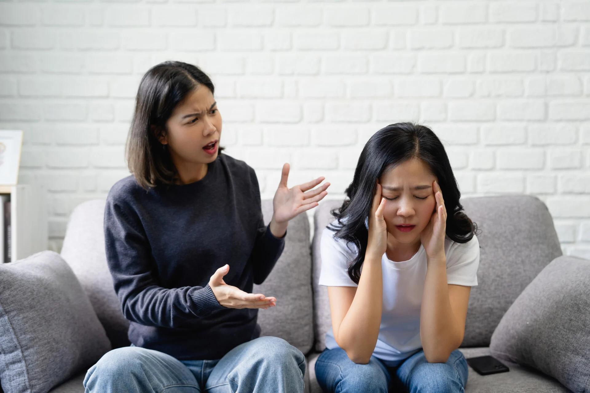 Kerja Bisa Bikin Sakit Jiwa? Ini Tanda Lingkungan Kerjamu Toksik!