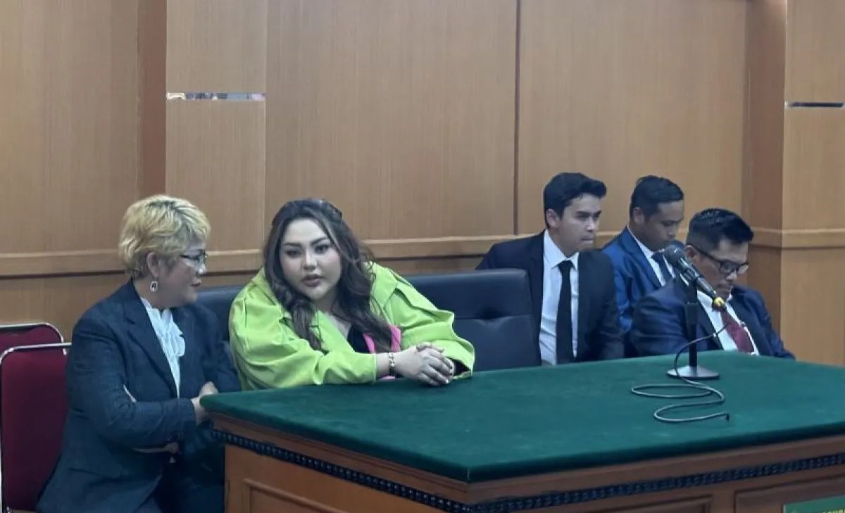 PN Bandung Minta Lisa Mariana dan Ridwan Kamil Mediasi, Fix Selingkuh?