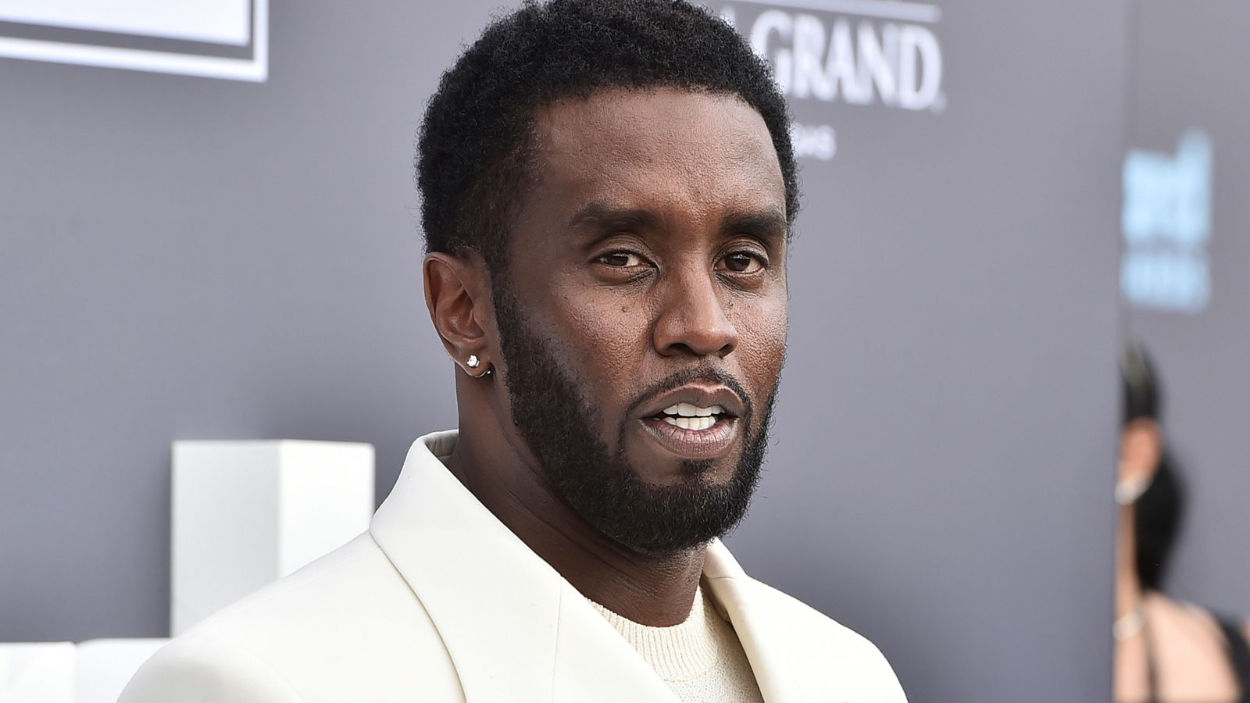 Tim Hukum P Diddy Minta Hakim Hapus Tuduhan Soal Ledakan Mobil Kid Cudi